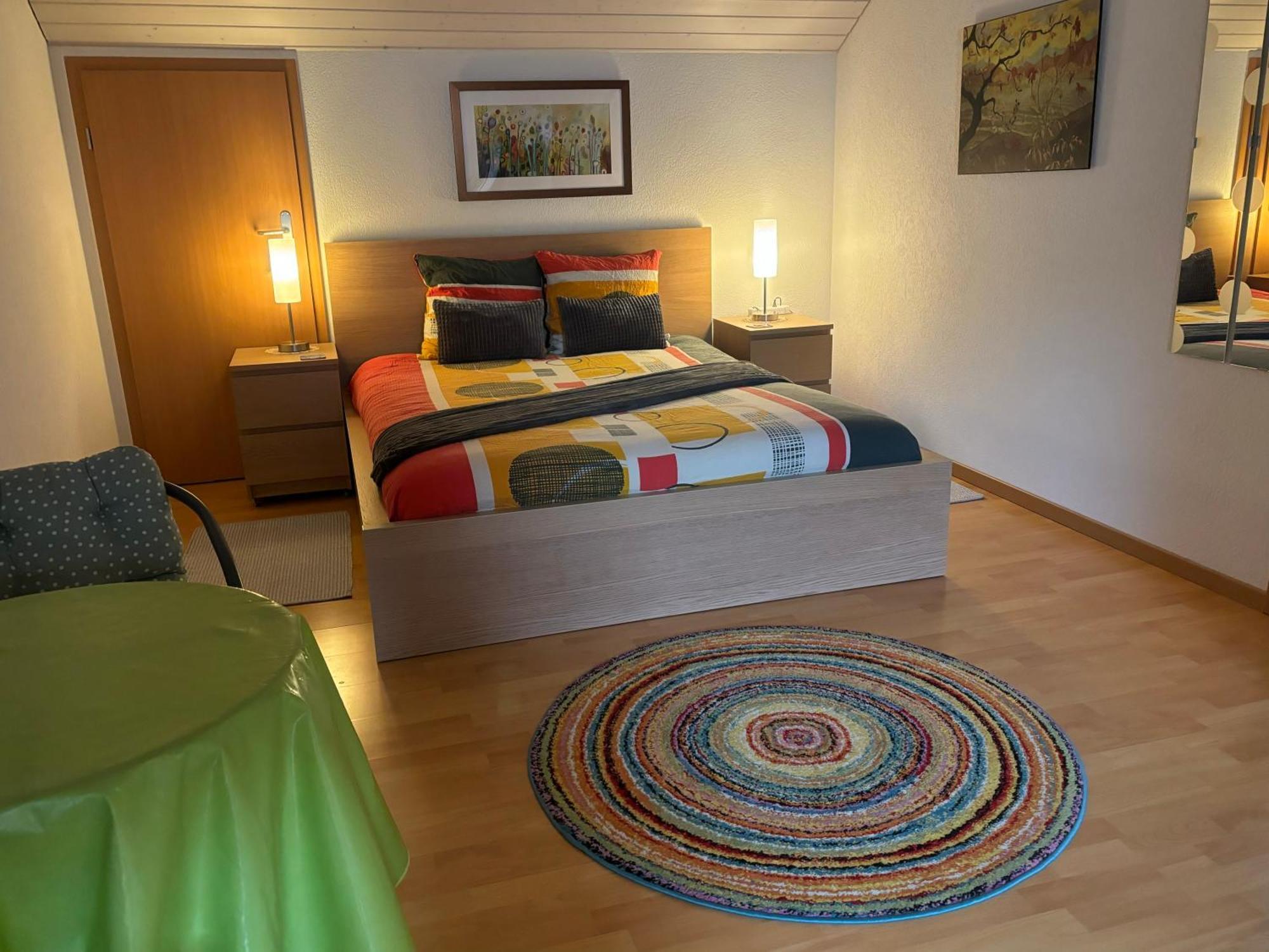 Queen Guest Room Mont-sur-Rolle 外观 照片